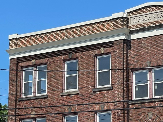 front cornice close 07 03 2026